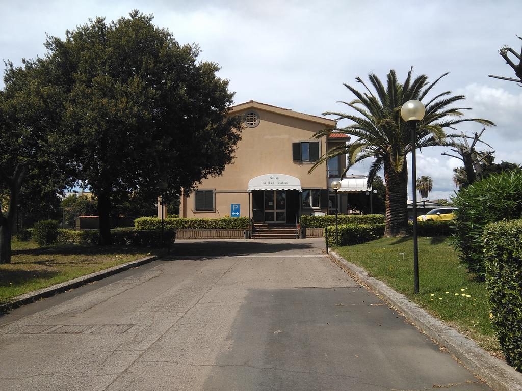 Hotel Baia Del Sole Civitavecchia Exterior foto